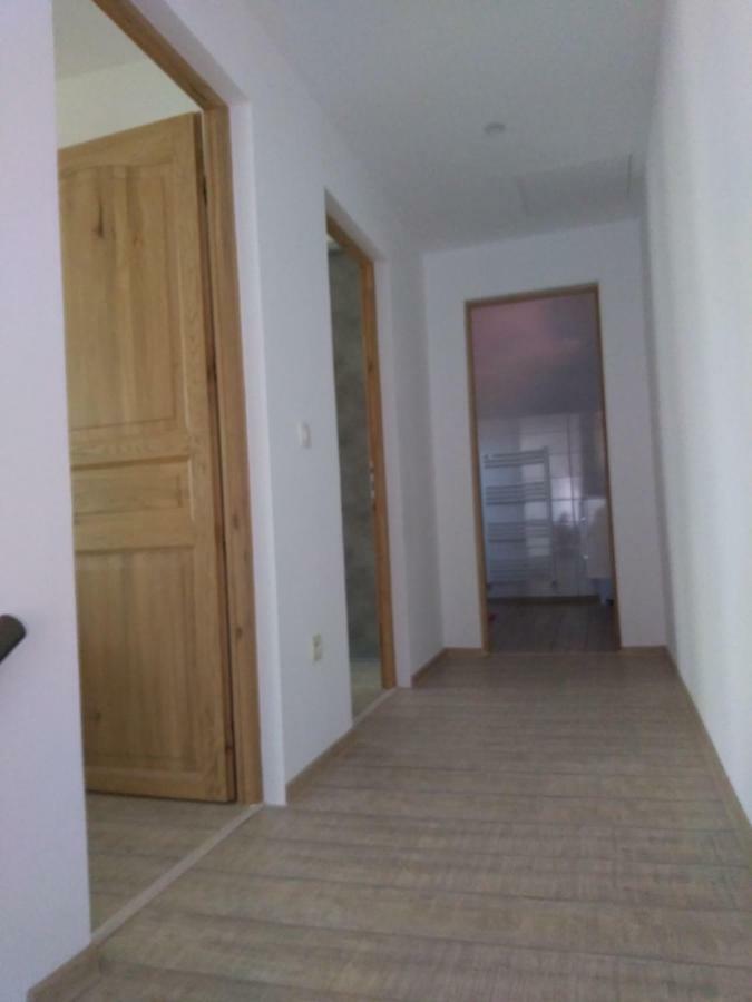 Cazare Regim Hotelier Zărneşti Exteriör bild